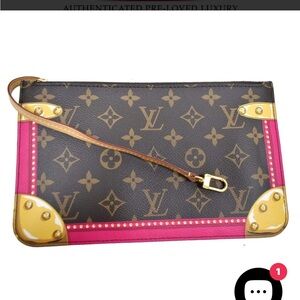 Louis Vuitton Monogram Summer Trunks MM GM Pochette She's big, fits phone